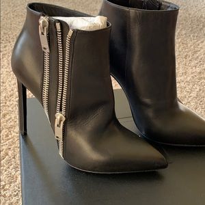 ❌❌SOLD❌❌. Saint Laurent Bootie